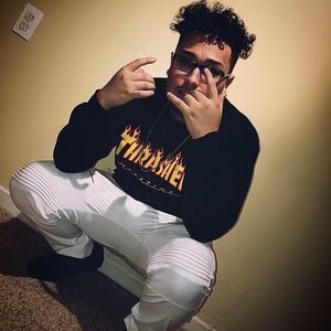 Meet your Posher, Noel